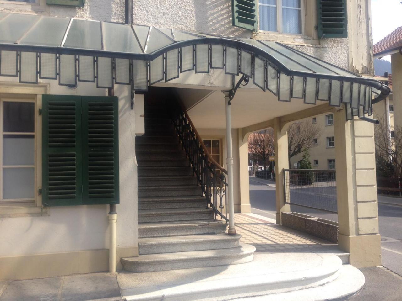 אינטרלאקן Townhouse II Sleeps 12 Guests Central מראה חיצוני תמונה